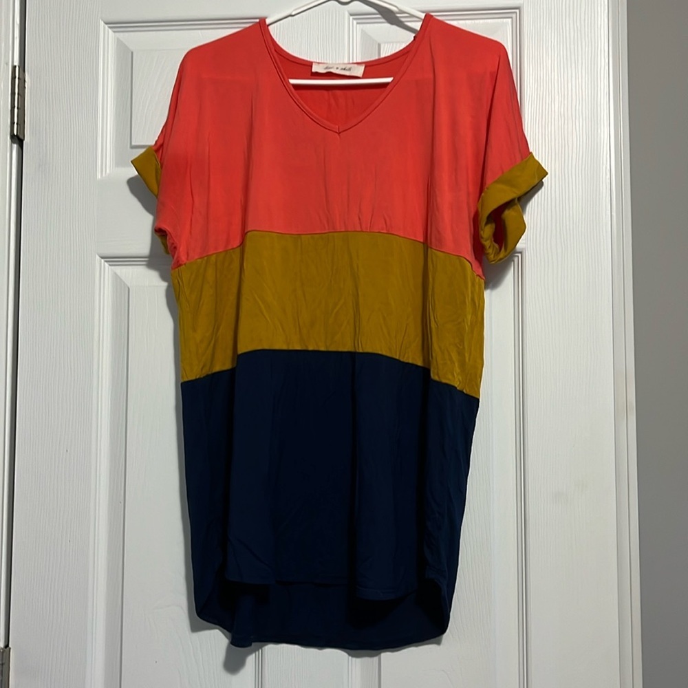 Lime and Chili women's size medium multi colored t-shirt.